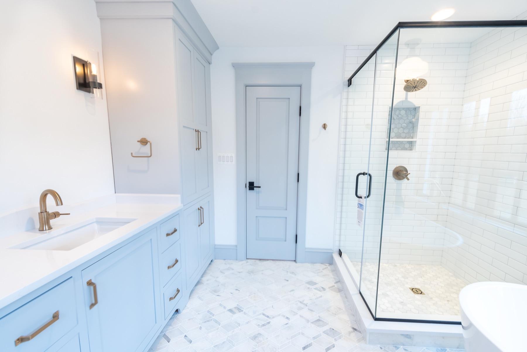 Primary Bath — Bath in Northern Virginia
